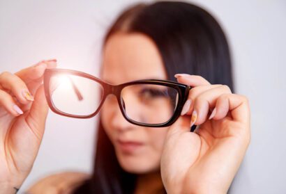 Τι είναι τα πολυεστιακά γυαλιά